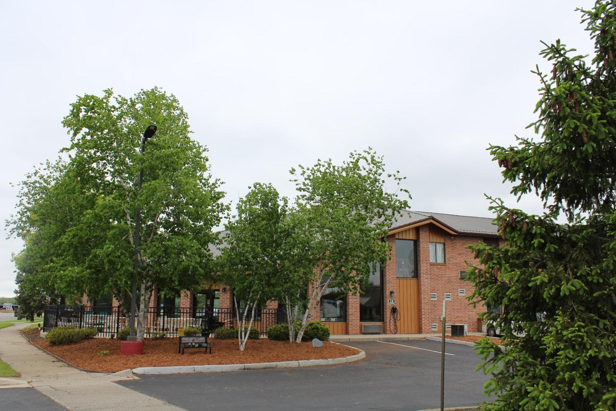 American Inn And Suites Ionia ภายนอก รูปภาพ