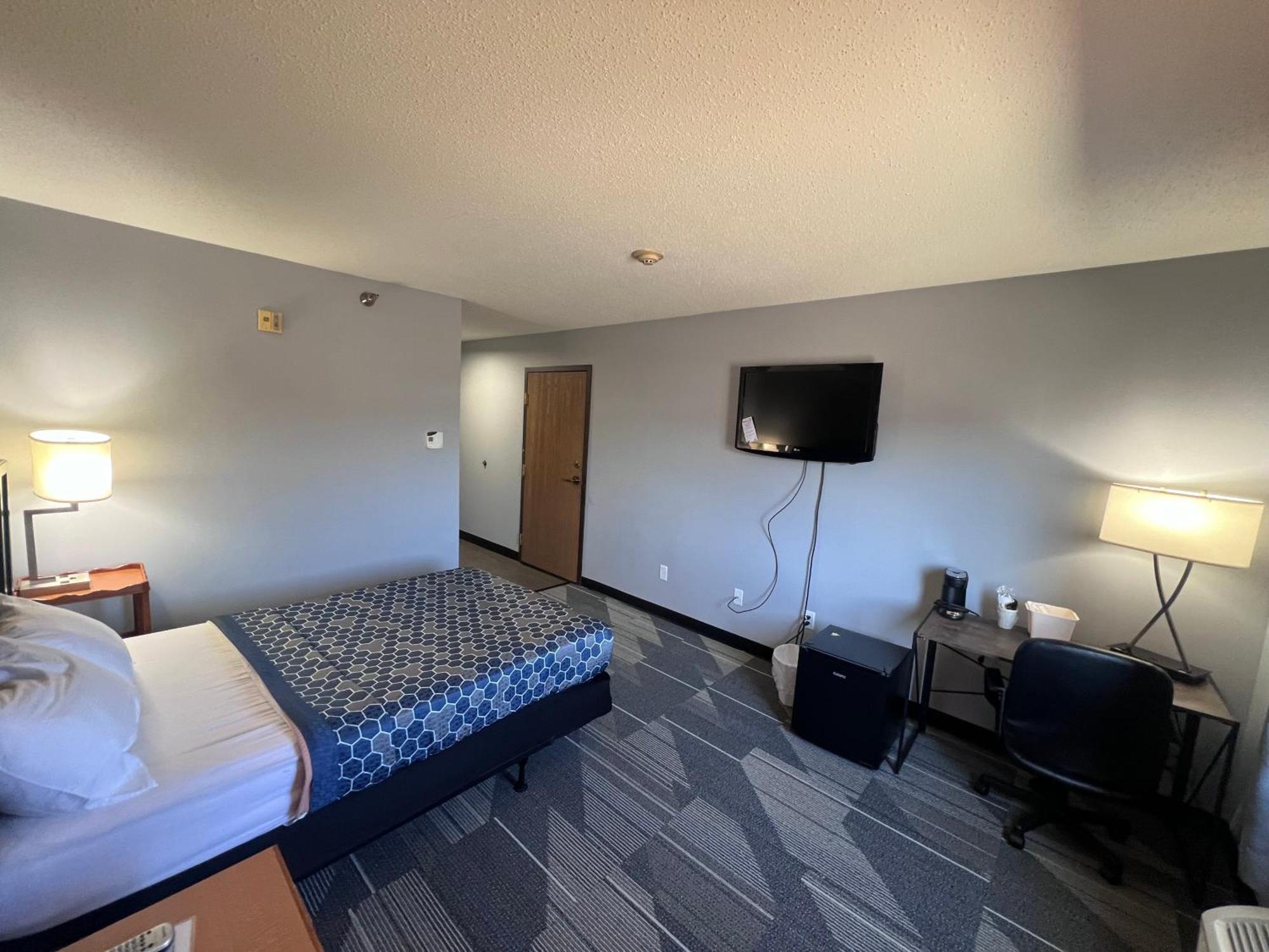American Inn And Suites Ionia ภายนอก รูปภาพ