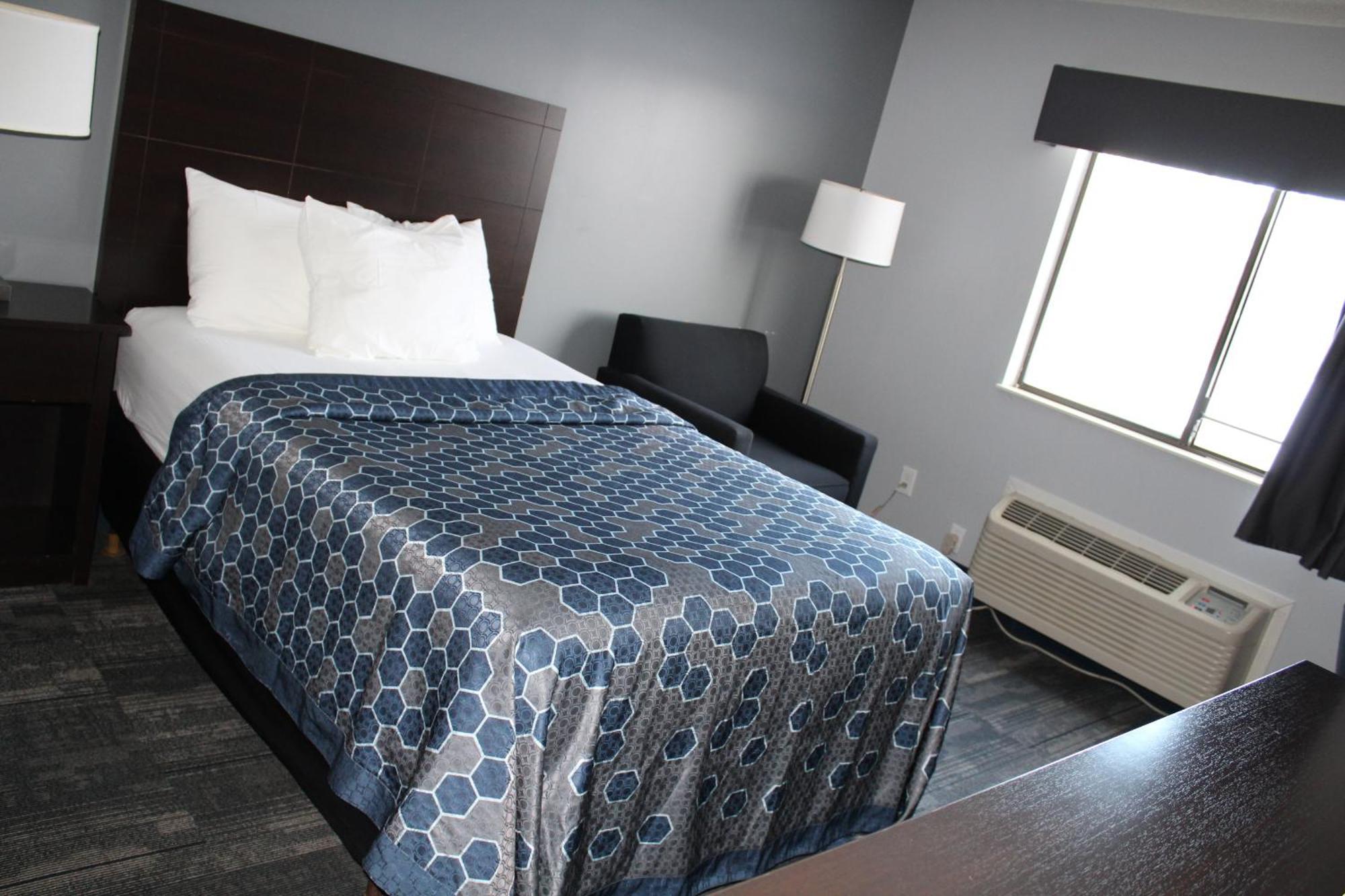 American Inn And Suites Ionia ภายนอก รูปภาพ