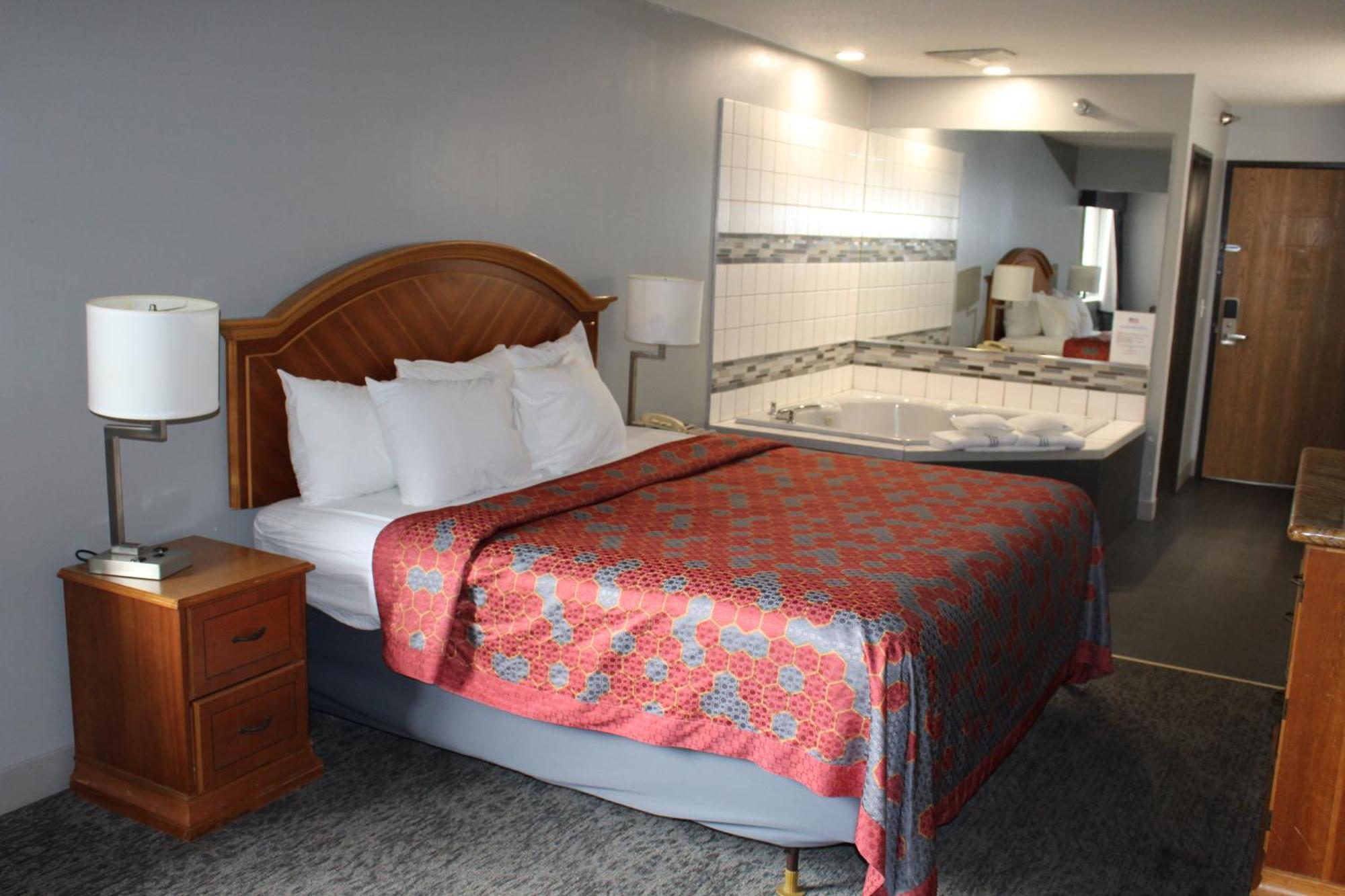 American Inn And Suites Ionia ภายนอก รูปภาพ