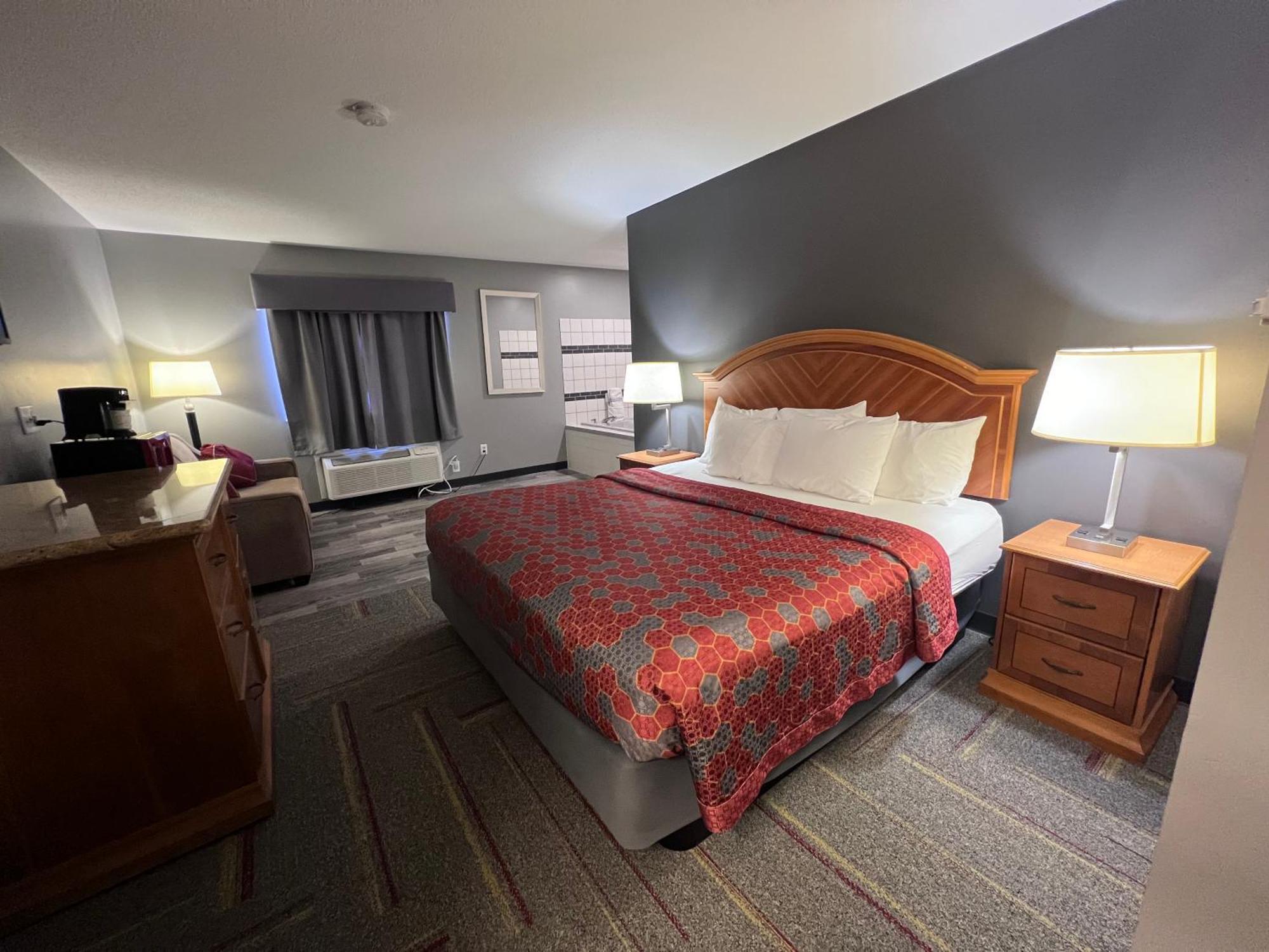 American Inn And Suites Ionia ภายนอก รูปภาพ
